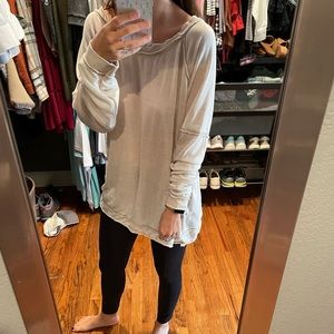 Free People Light Sweater/Sweatshirt